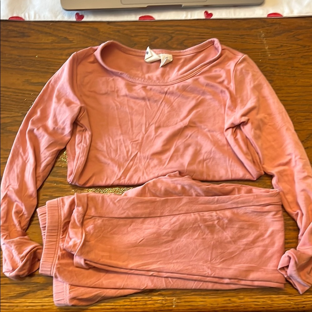 Kyte BABY Soft Salmon Pink Pajama Set Cozy Fabric Comfortable